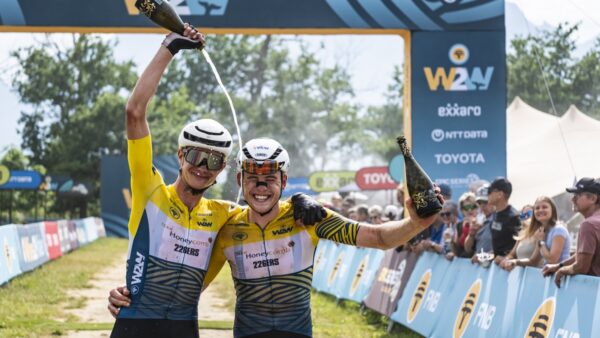 Near-Perfect Shiraz Success for Honeycomb 226ers FNB Wines2Whales