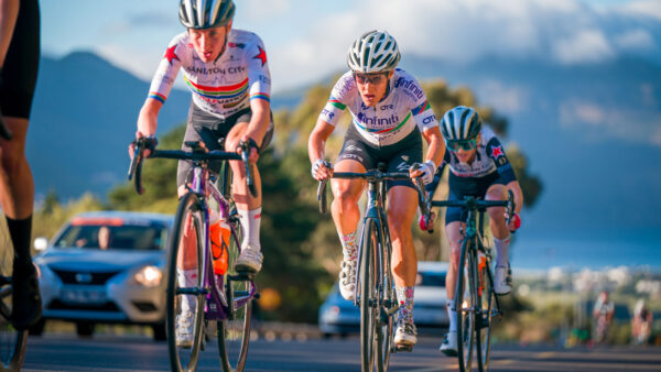 Jacobs Brings Fierce Sprint to Cape Town Cycle Tour Elite Women’s Race