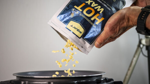 Squirt Performance Hot Wax: A Game-Changer in Immersive Waxing