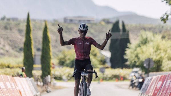 Garden Route Giro Lead Changes Hands, as Cronje Beukes and Lisa Bone Win Stage 2